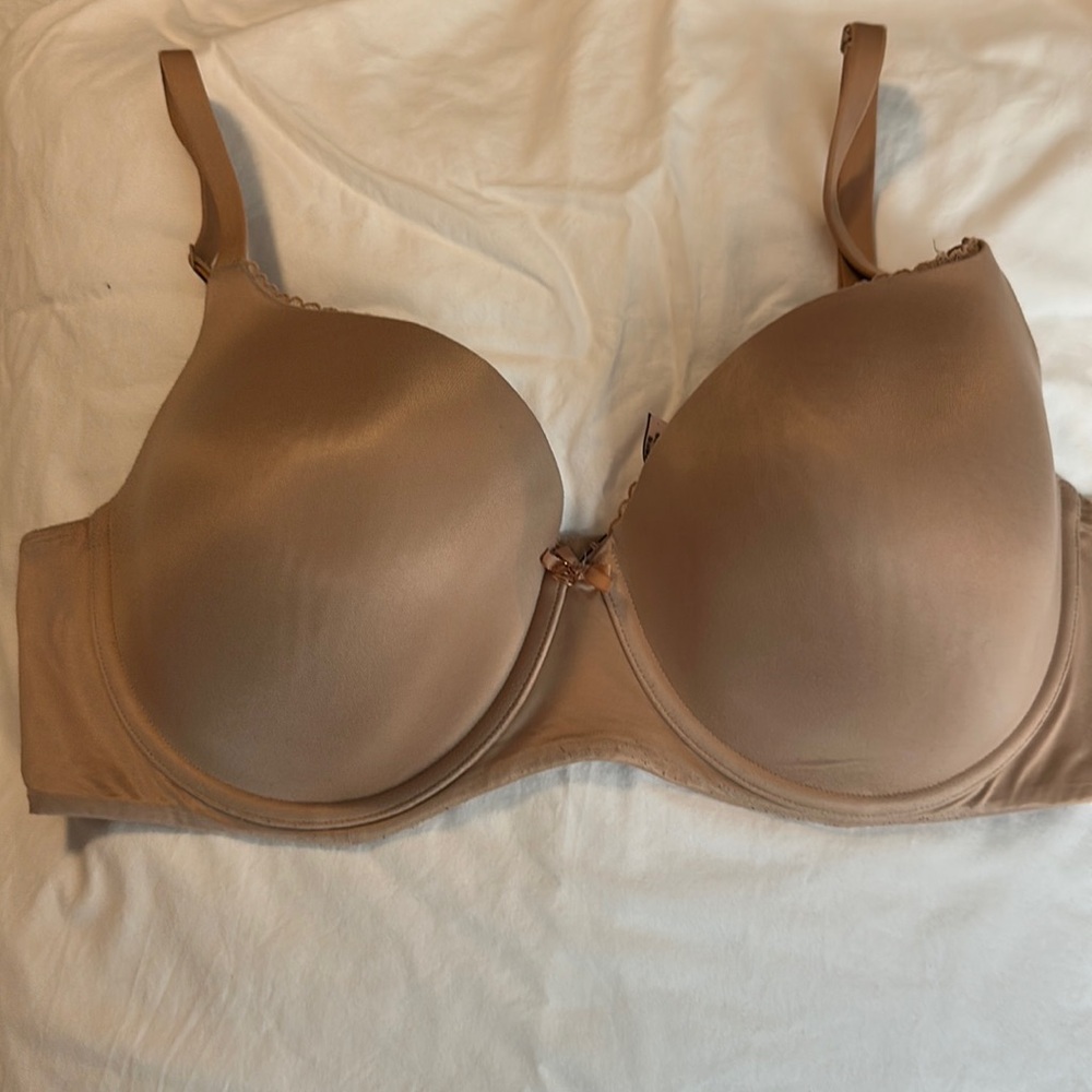 Body by Victoria Lined Perfect Coverage Nude Bra